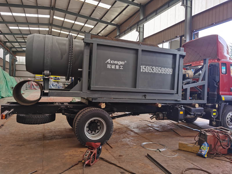 滚筒筛移动淘金车